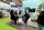 Personen sitzen am Messestand von UTV AG